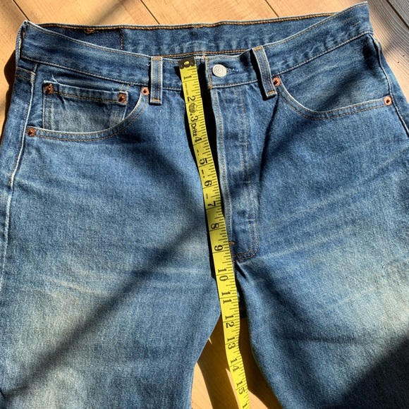Vintage Levi’s 501’s. Made in USA. - Picture 8 of 11
